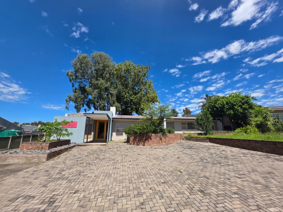 4 Bedroom Property for Sale in Fort Gale Eastern Cape